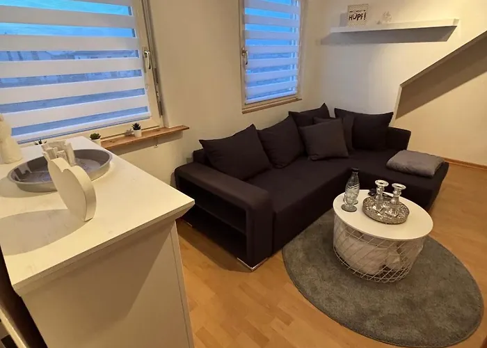 Gemuetliche Monteur- & In Uebach-palenberg Apartment Ubach-Palenberg